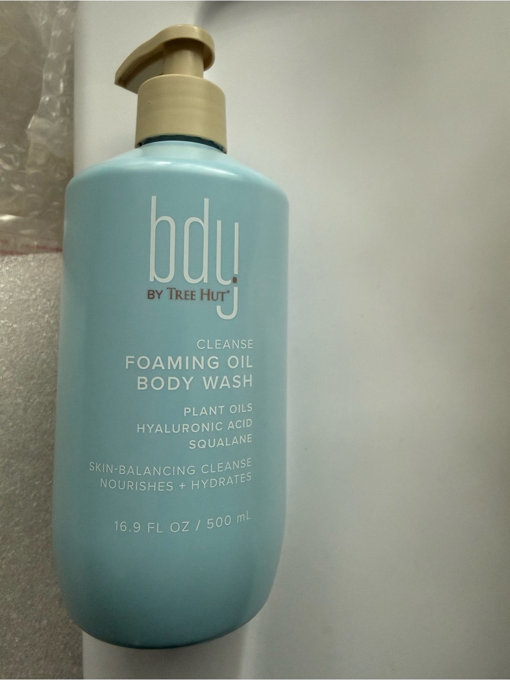 bdy  by Tree Hut Foaming Oil Body Wash
